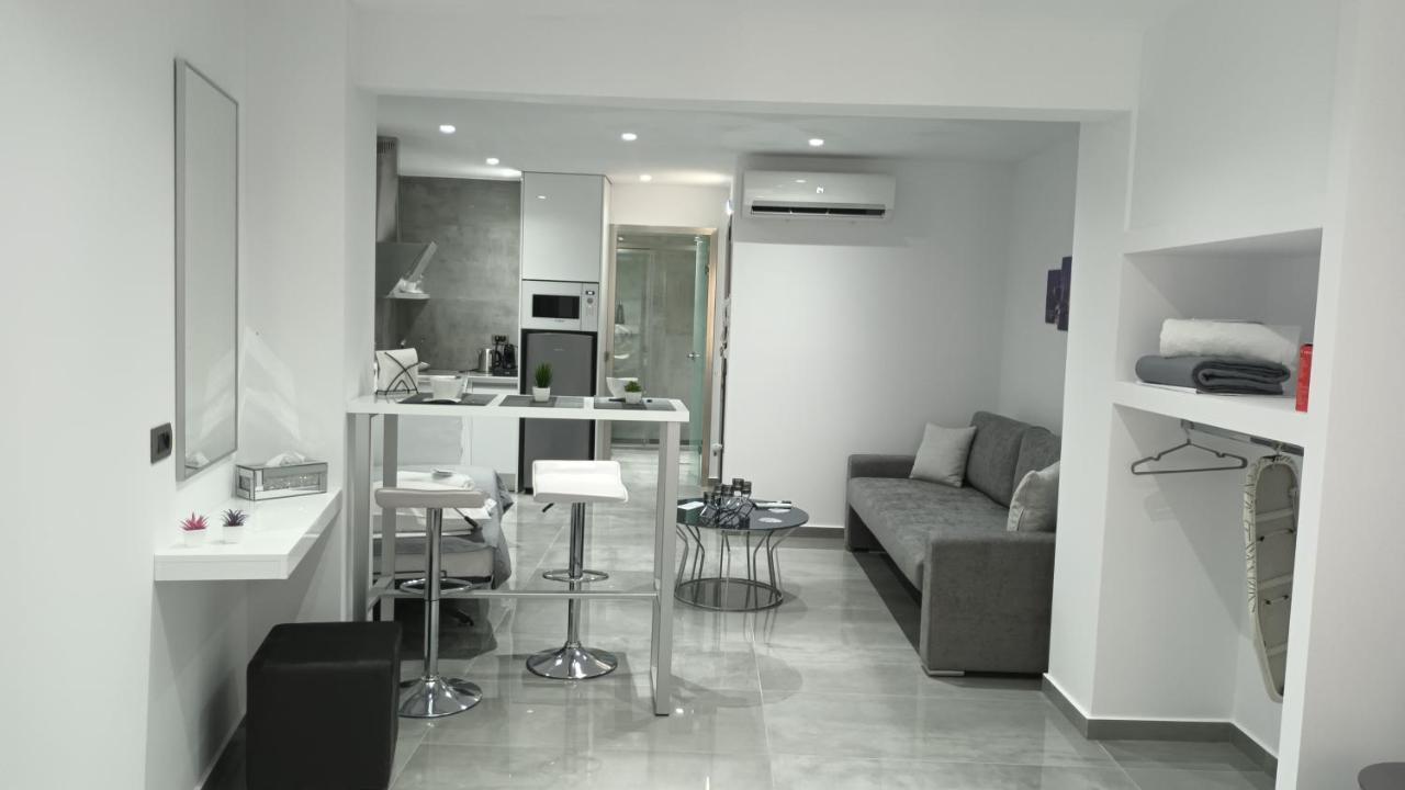 Km Luxury Apart Downtown Kandiye Dış mekan fotoğraf